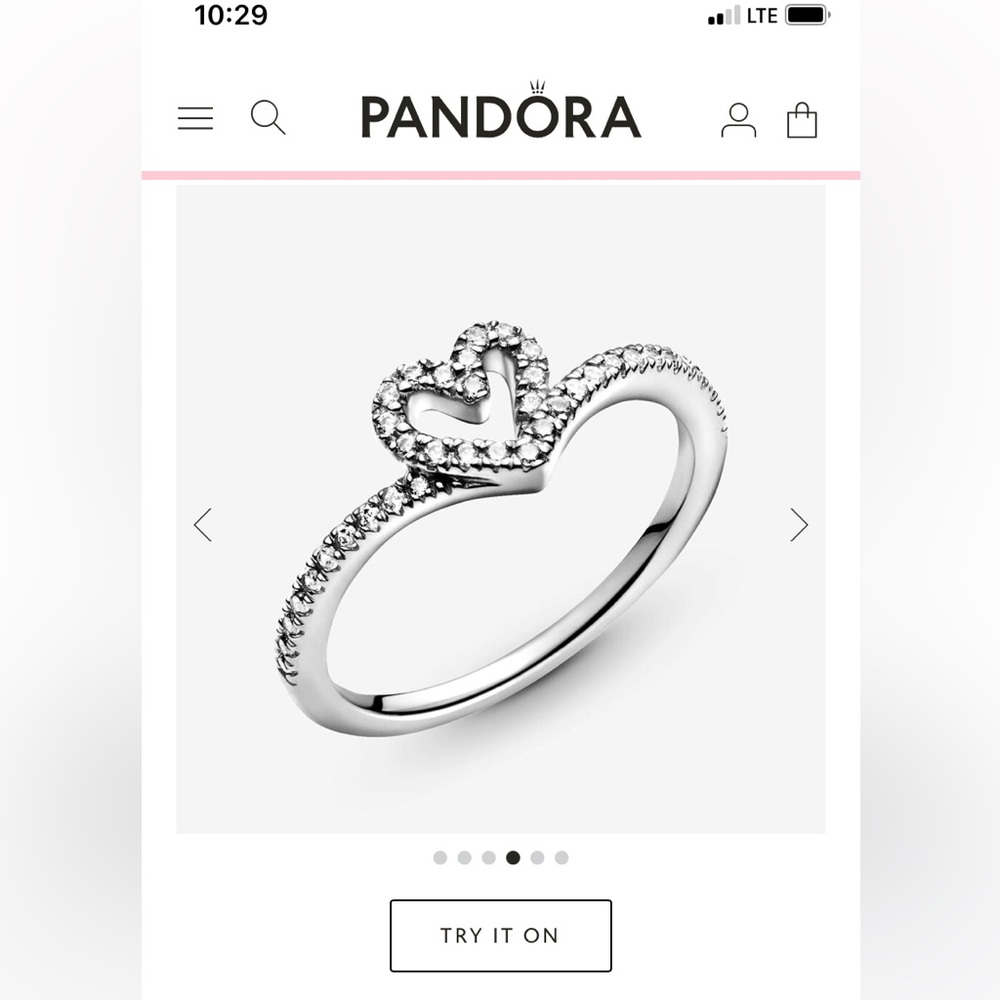 Pandora Sparkling Wishbone Heart Ring 💍